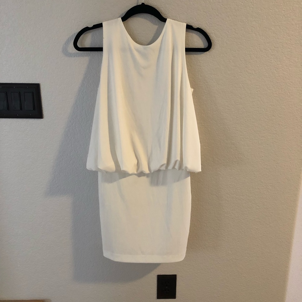 NWOT Solid white backless dress